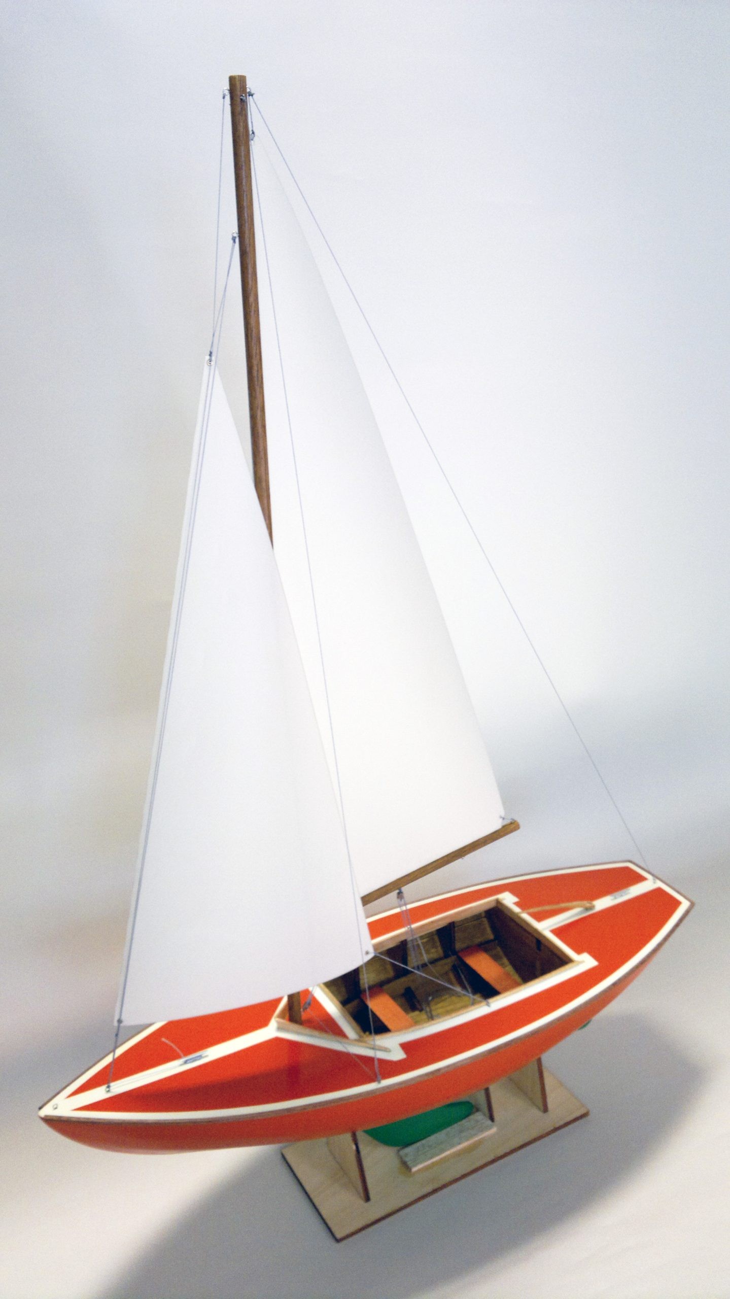 Killing Sailboat Class Racing Boat (Turk, 1:12)