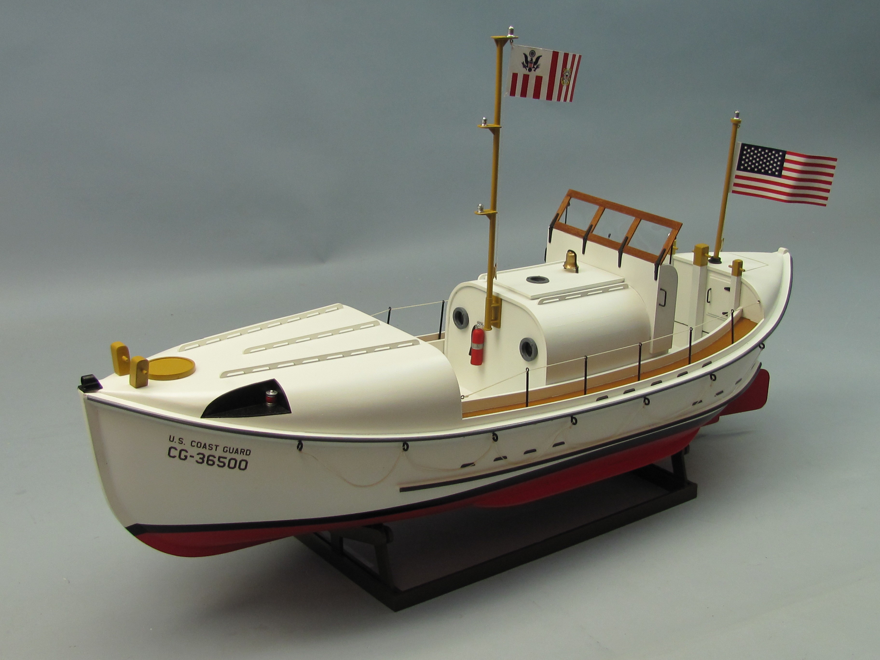 USCG 36500 36' Motor Lifeboat  (Dumas, 1/16)